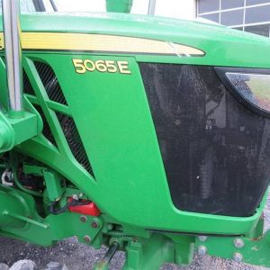 2015 John Deere 5065E